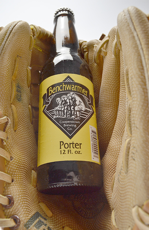 The Cooperstown Brewing Benchwarmer Porter offers slight coffee aroma with noticeably nutty taste. It’s a great companion for watching the game from your couch. 