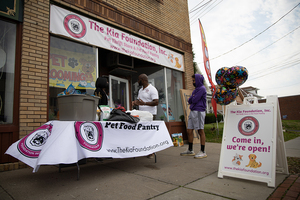 The Kia Foundation, a pet food pantry, opened its doors on October 9.
